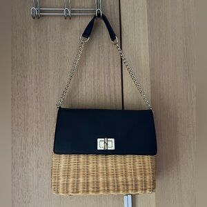 *LIKE NEW* Talbots straw purse (shoulder bag) with navy flap and gold hardware